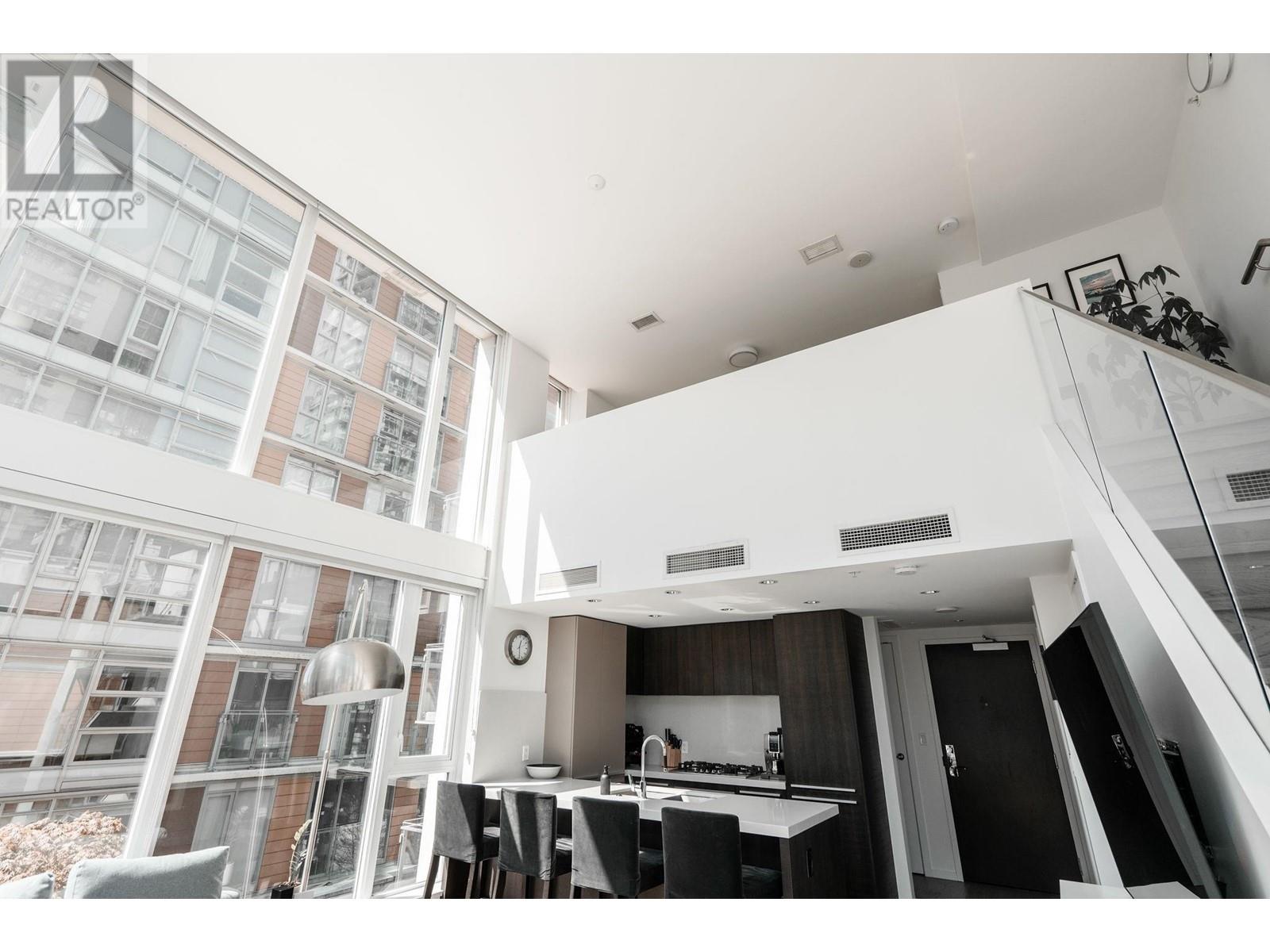 Listing Picture 11 of 39 : 607 1351 CONTINENTAL STREET, Vancouver / 溫哥華 - 魯藝地產 Yvonne Lu Group - MLS Medallion Club Member