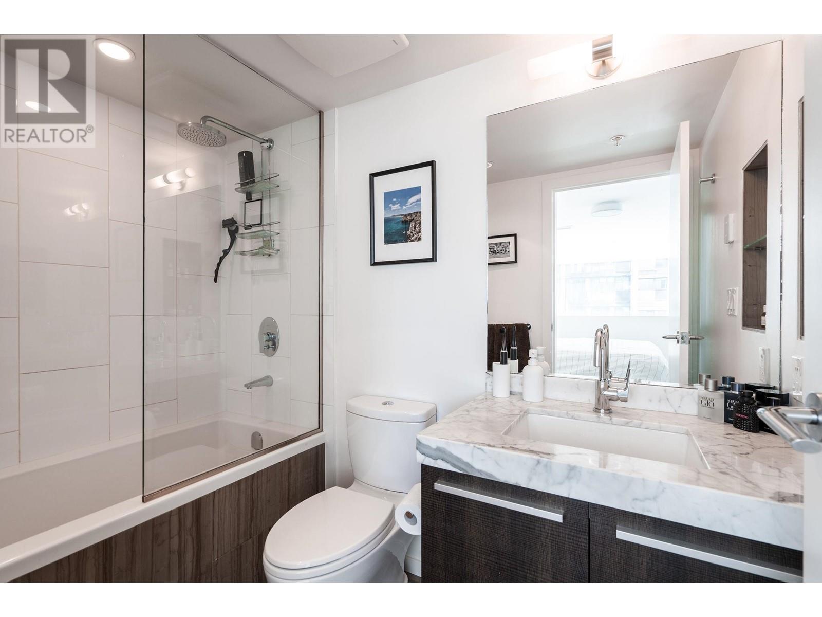 Listing Picture 18 of 39 : 607 1351 CONTINENTAL STREET, Vancouver / 溫哥華 - 魯藝地產 Yvonne Lu Group - MLS Medallion Club Member