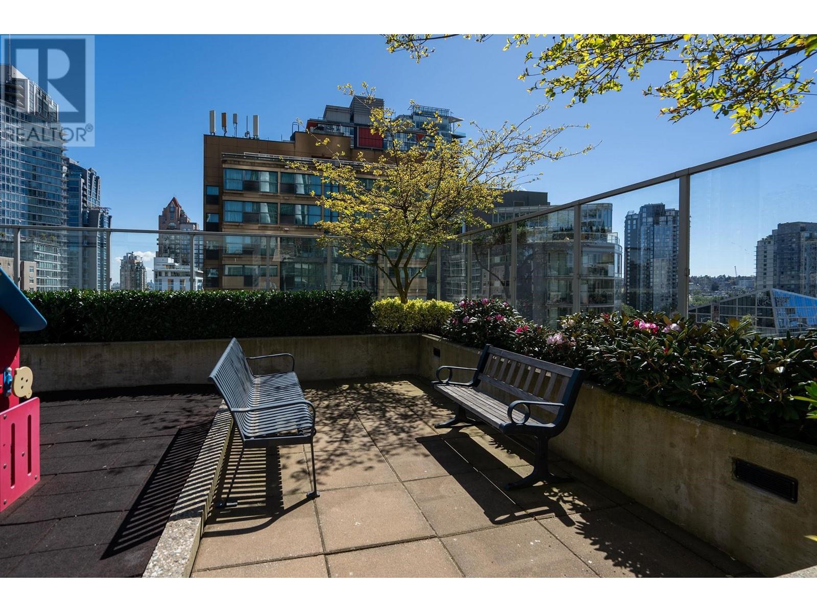 Listing Picture 32 of 39 : 607 1351 CONTINENTAL STREET, Vancouver / 溫哥華 - 魯藝地產 Yvonne Lu Group - MLS Medallion Club Member