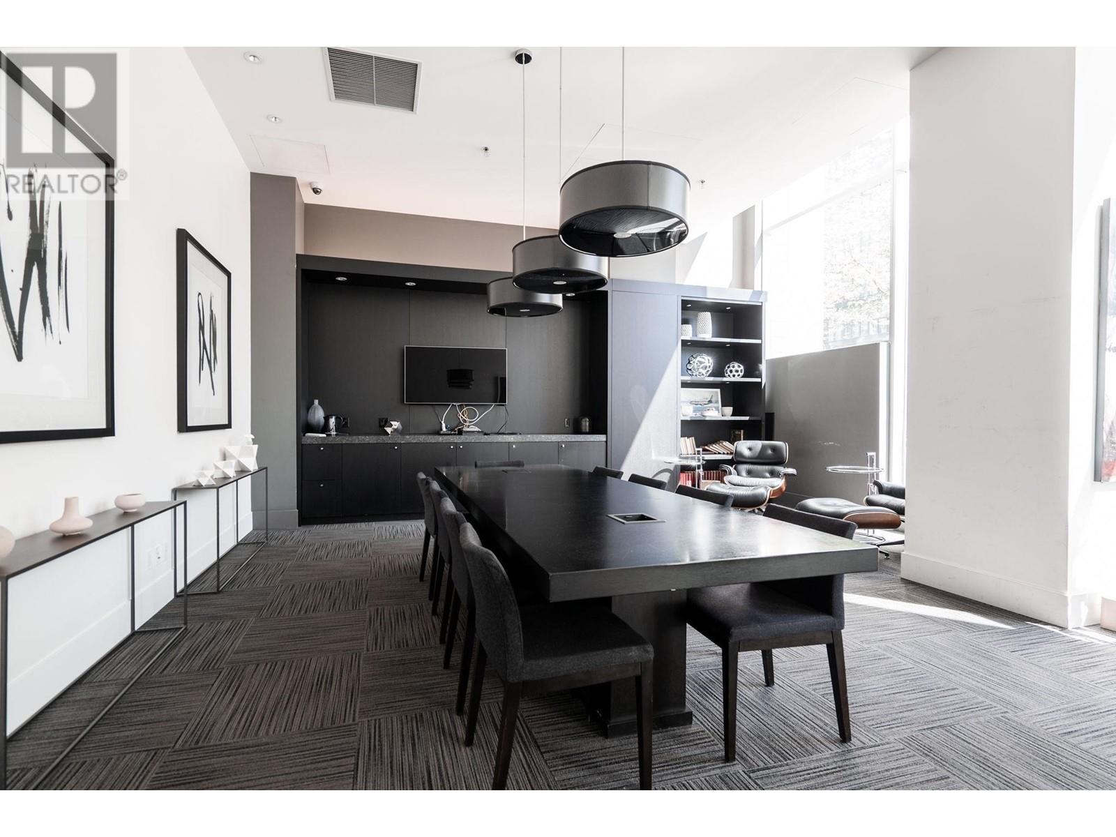 Listing Picture 33 of 39 : 607 1351 CONTINENTAL STREET, Vancouver / 溫哥華 - 魯藝地產 Yvonne Lu Group - MLS Medallion Club Member