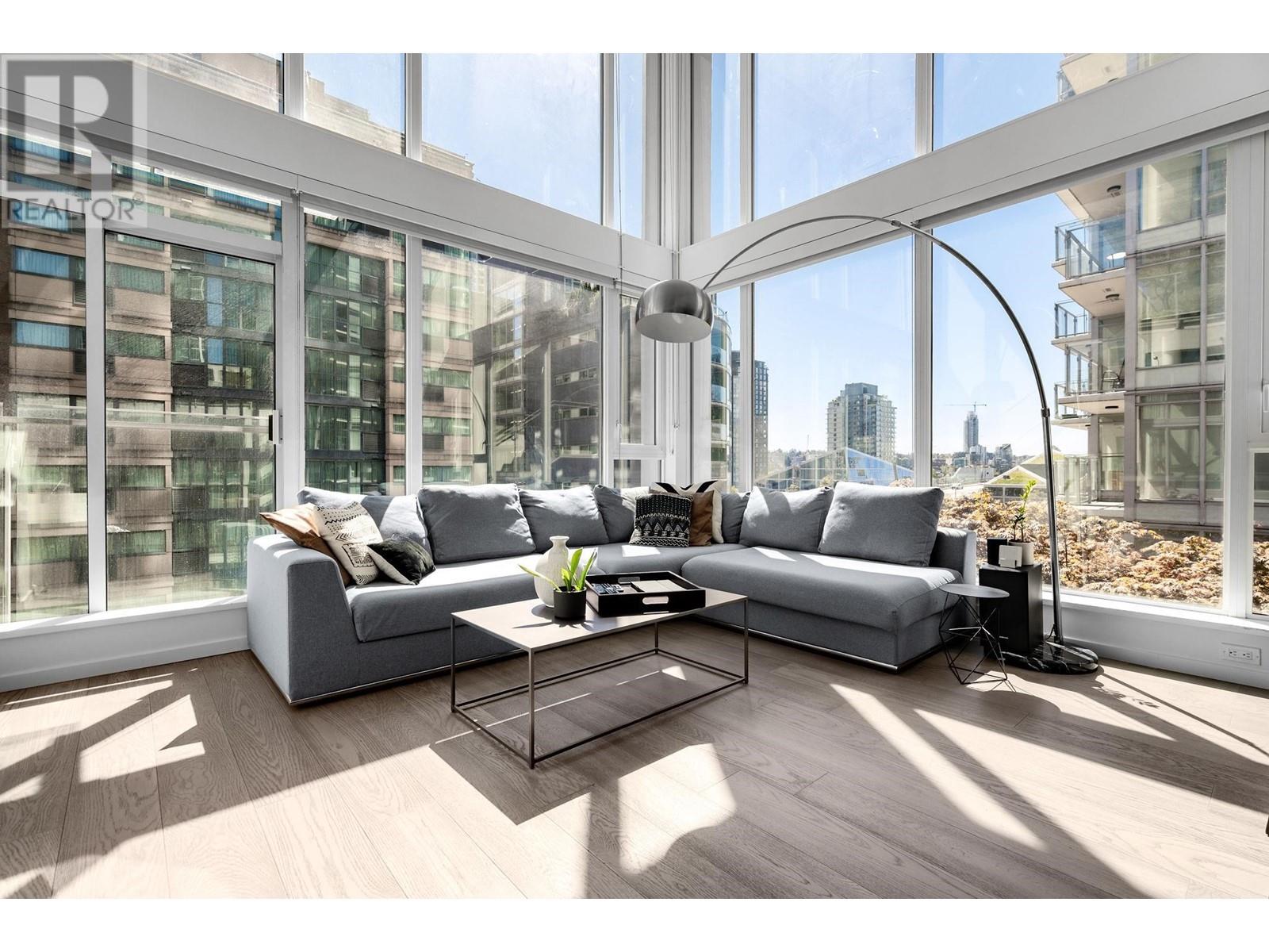 Listing Picture 9 of 39 : 607 1351 CONTINENTAL STREET, Vancouver / 溫哥華 - 魯藝地產 Yvonne Lu Group - MLS Medallion Club Member