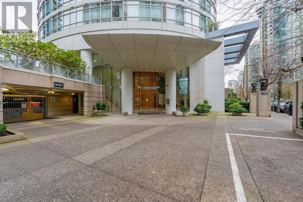 Listing Picture 21 of 21 : 1604 1288 ALBERNI STREET, Vancouver / 溫哥華 - 魯藝地產 Yvonne Lu Group - MLS Medallion Club Member