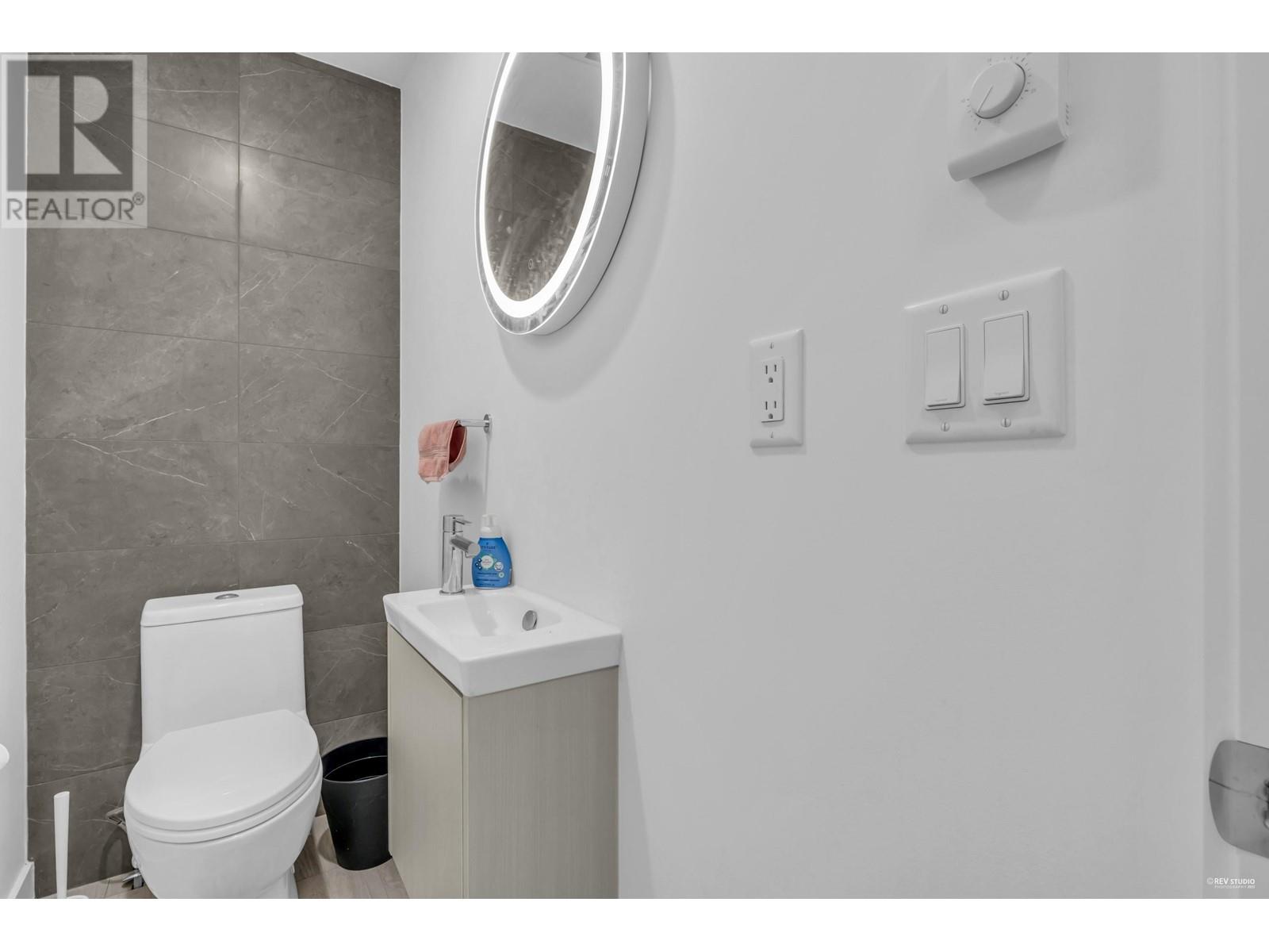 116 678 Fairview Street, Coquitlam, British Columbia  V3J 0N1 - Photo 15 - R2955609
