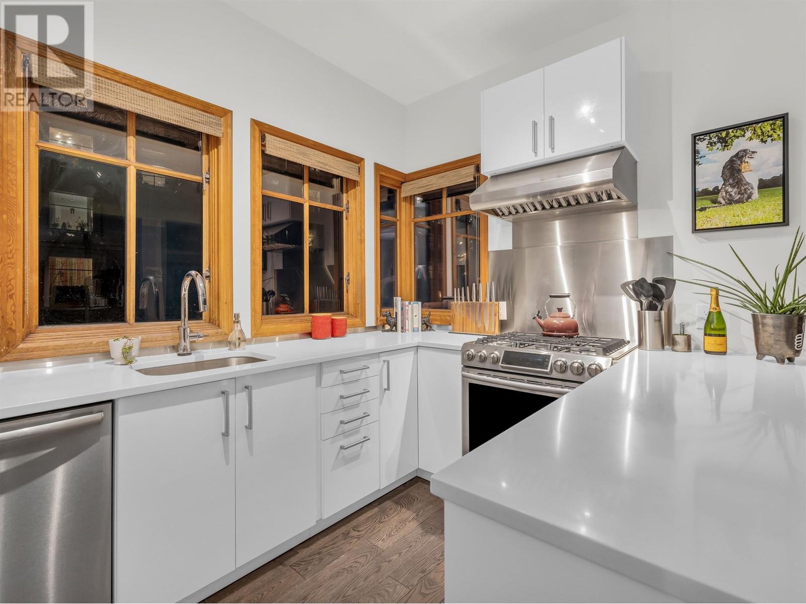 135 Alexander Street, Vancouver, British Columbia V6A 1B8 - Photo 8 - R2955361