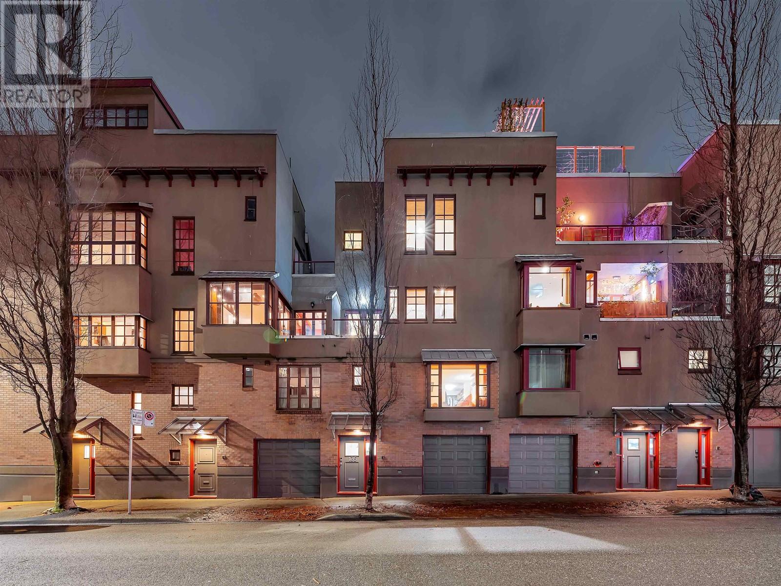 135 Alexander Street, Vancouver, British Columbia V6A 1B8 - Photo 5 - R2955361