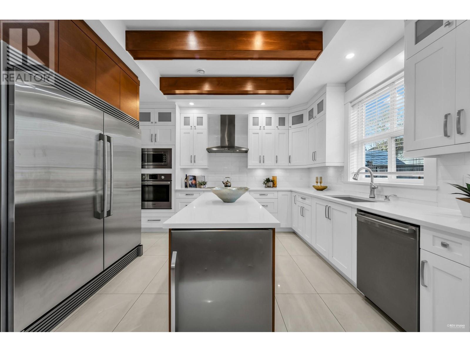 Listing Picture 13 of 40 : 6351 GOLDSMITH DRIVE, Richmond / 烈治文 - 魯藝地產 Yvonne Lu Group - MLS Medallion Club Member