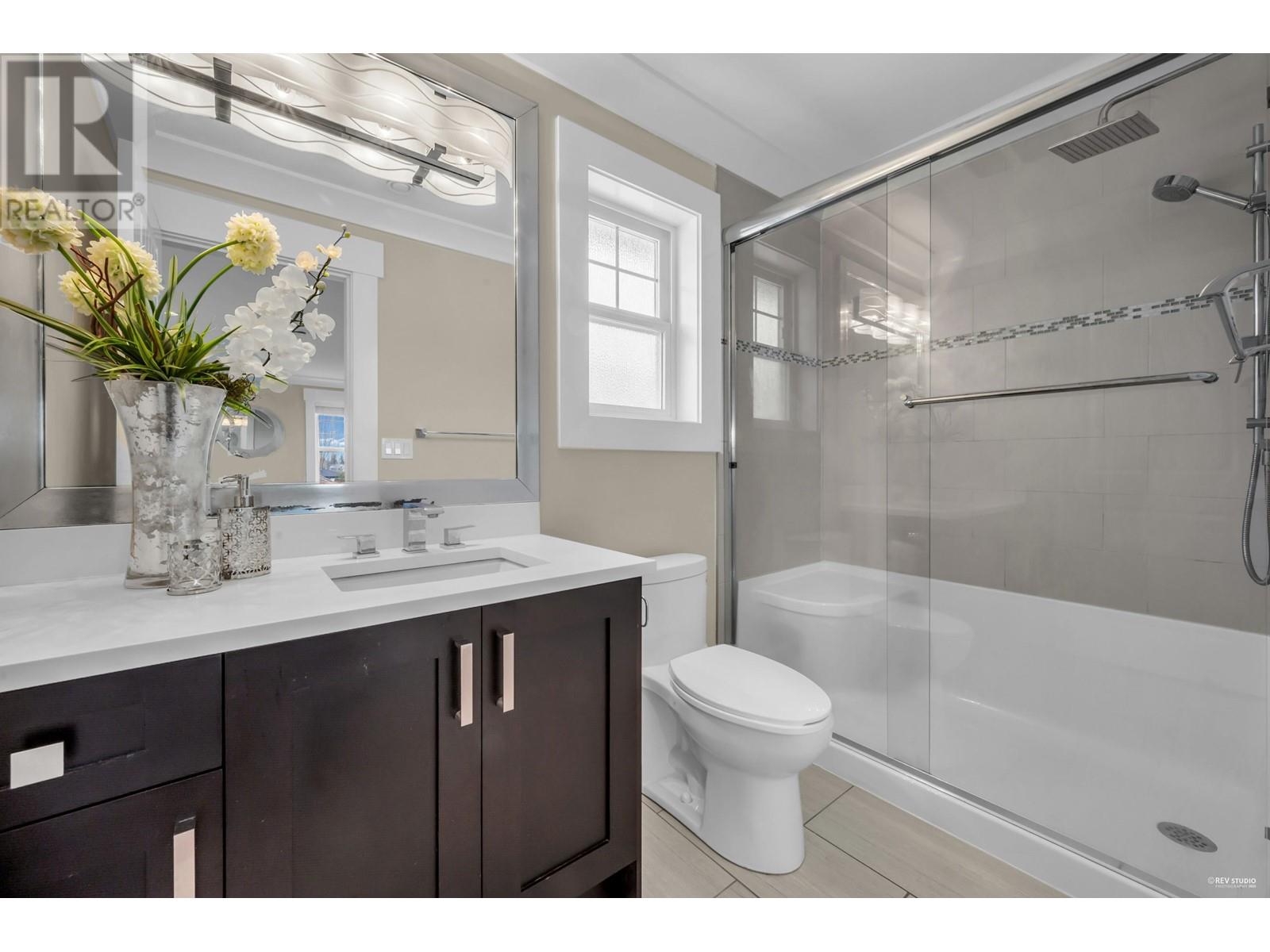 Listing Picture 38 of 40 : 6351 GOLDSMITH DRIVE, Richmond / 烈治文 - 魯藝地產 Yvonne Lu Group - MLS Medallion Club Member