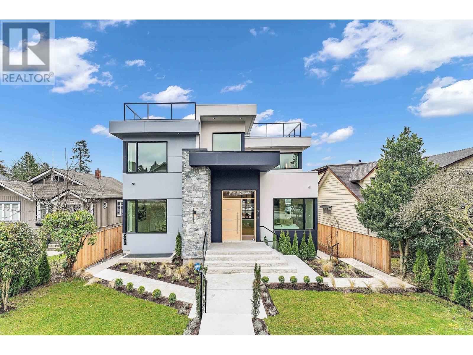 615 E 6th Street, North Vancouver, British Columbia  V7L 1R4 - Photo 1 - R2955533