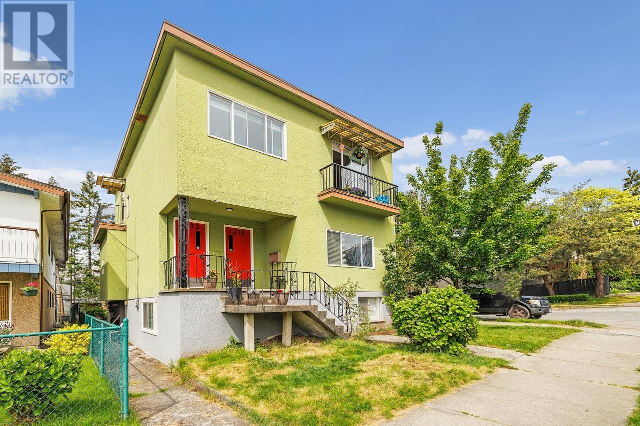 1375 Graveley Street, Vancouver, British Columbia  V5L 3A1 - Photo 1 - R2955605