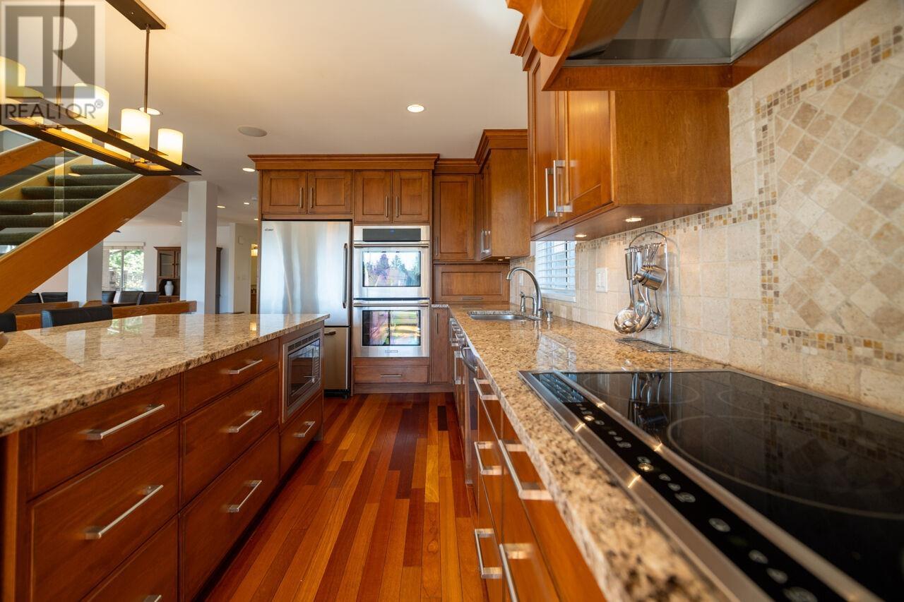 460 E 21st Street, North Vancouver, British Columbia  V7L 4S5 - Photo 11 - R2955629