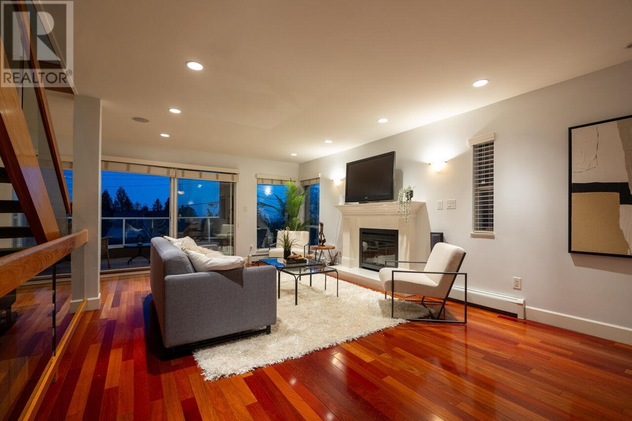 460 E 21st Street, North Vancouver, British Columbia  V7L 4S5 - Photo 4 - R2955629