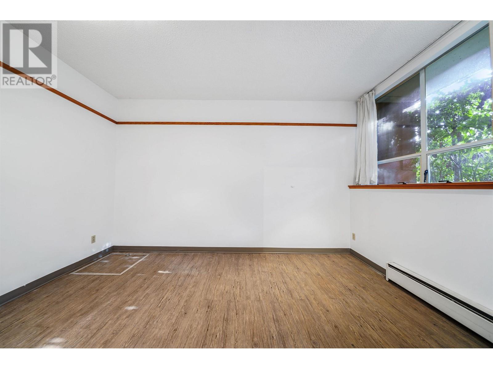 Listing Picture 4 of 15 : 1233 W 7TH AVENUE, Vancouver / 溫哥華 - 魯藝地產 Yvonne Lu Group - MLS Medallion Club Member