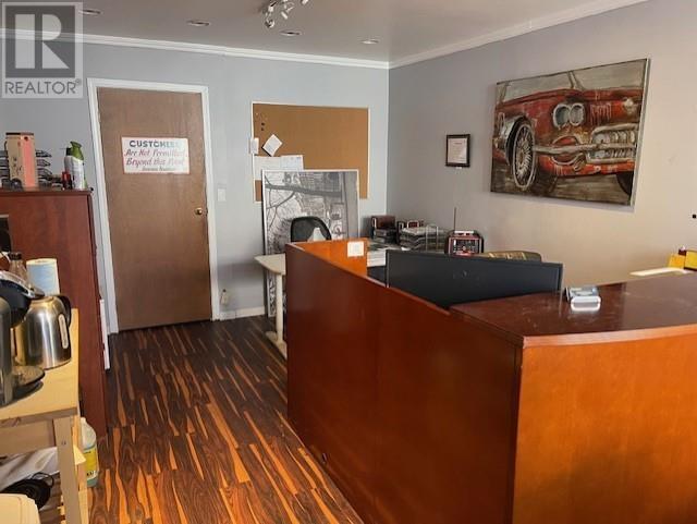 308 1952 Kingsway Avenue, Port Coquitlam, British Columbia V3C 6C2 - Photo 2 - C8065582