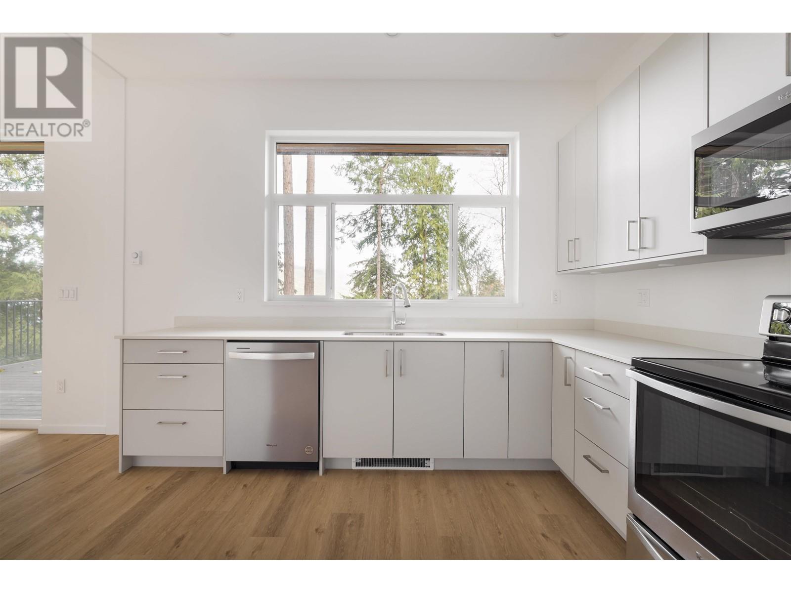 5790 Tillicum Bay Road, Sechelt, British Columbia  V7Z 0C7 - Photo 6 - R2953277