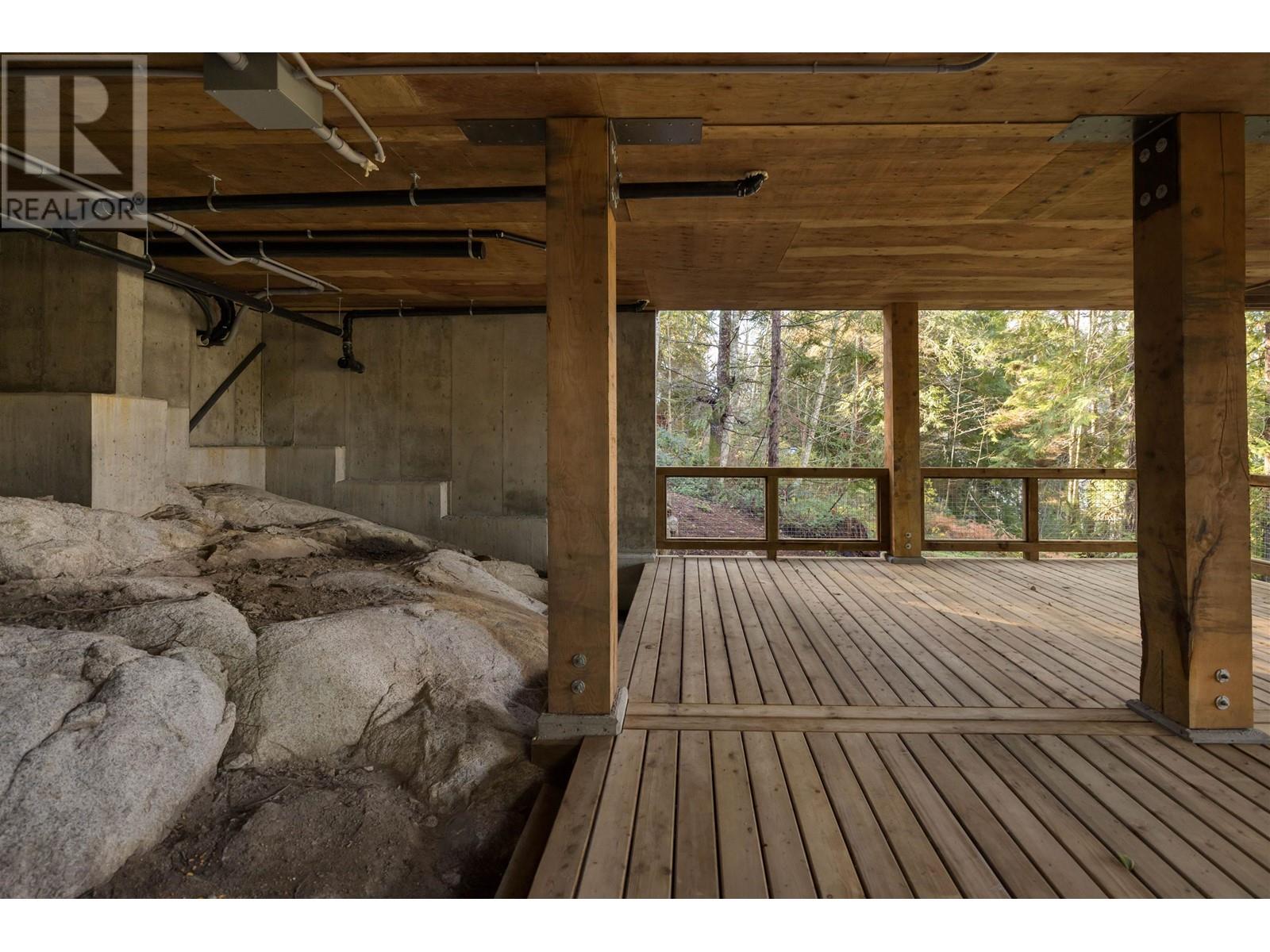 5790 Tillicum Bay Road, Sechelt, British Columbia  V7Z 0C7 - Photo 4 - R2953277