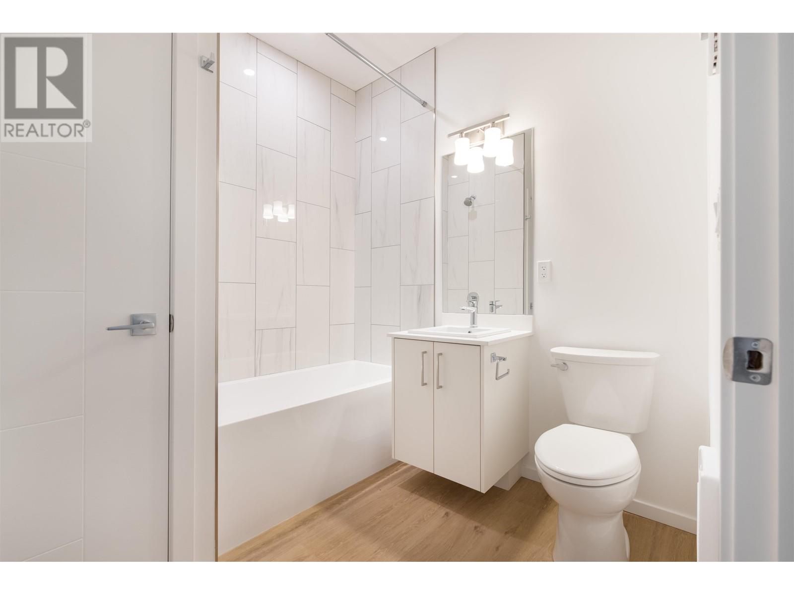 5790 Tillicum Bay Road, Sechelt, British Columbia  V7Z 0C7 - Photo 12 - R2953277