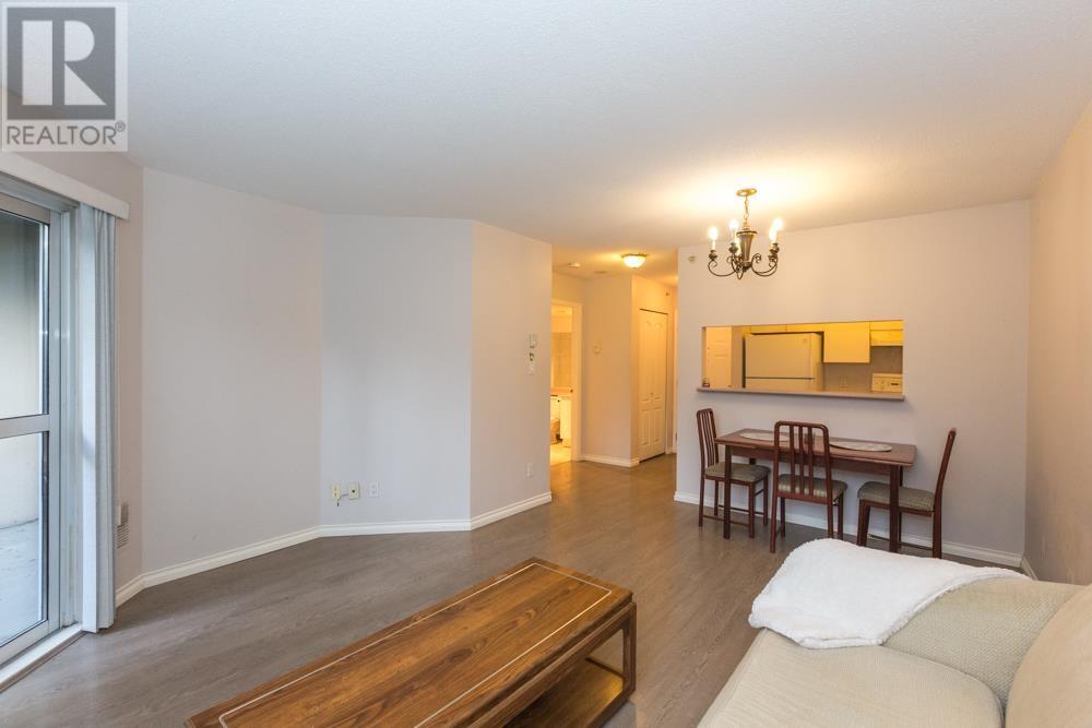 Listing Picture 9 of 15 : 109 3489 ASCOT PLACE, Vancouver / 溫哥華 - 魯藝地產 Yvonne Lu Group - MLS Medallion Club Member