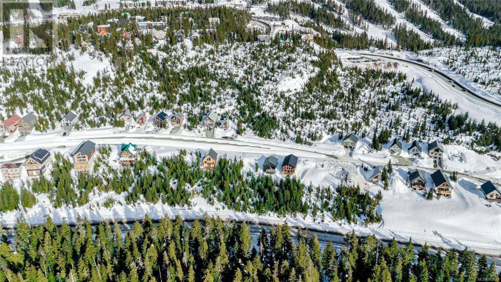 525 Arrowsmith Ridge, Courtenay real estate listing 983022 for sale