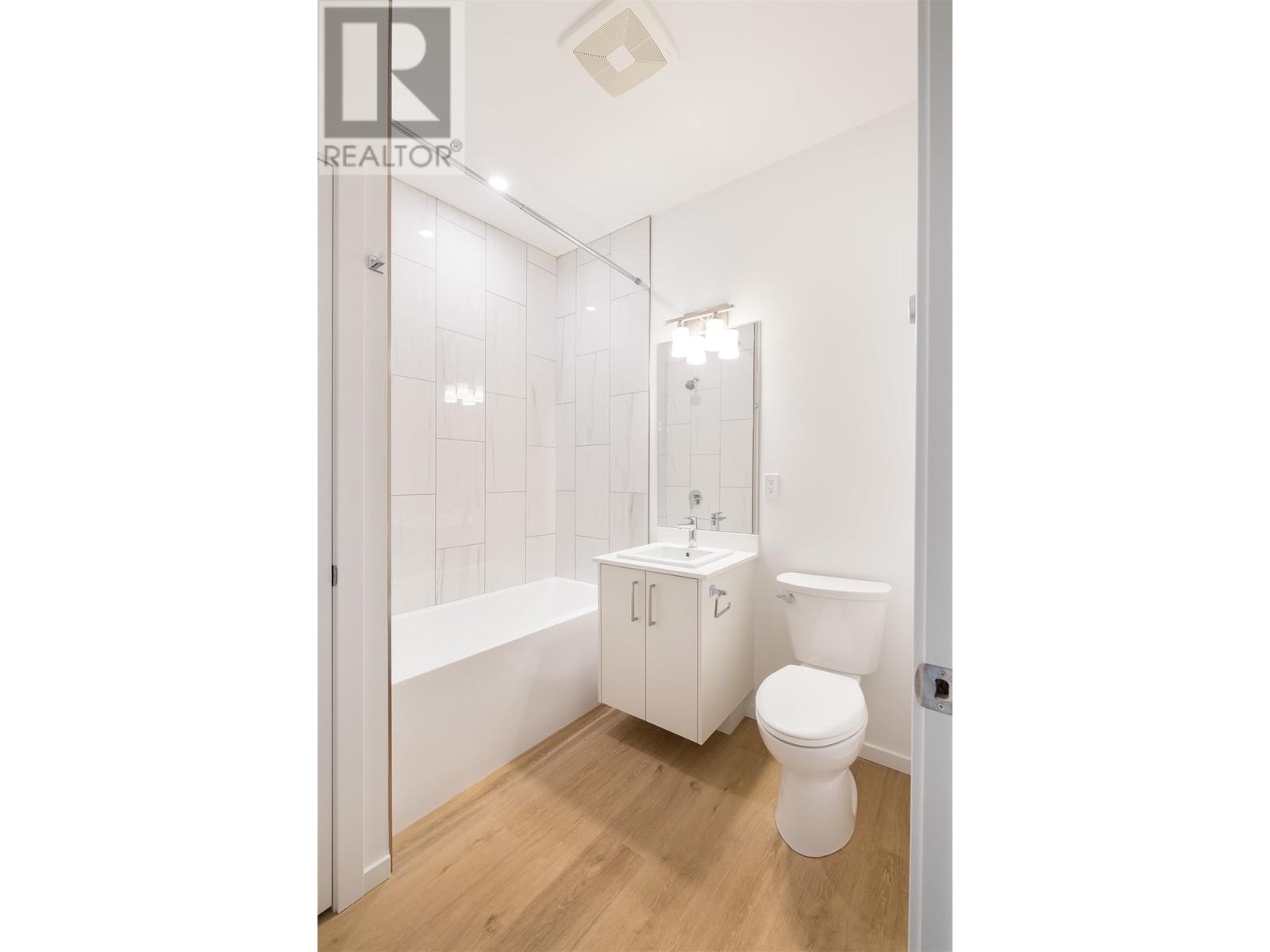 5792 Tillicum Bay Road, Sechelt, British Columbia  V7Z 0C7 - Photo 14 - R2953278