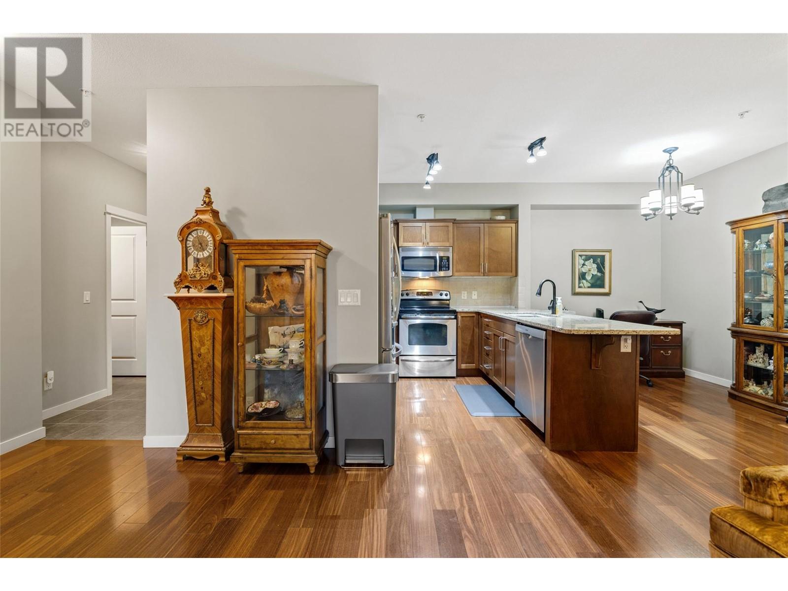 Property at 2142 Vasile Street Unit# 107 image 4