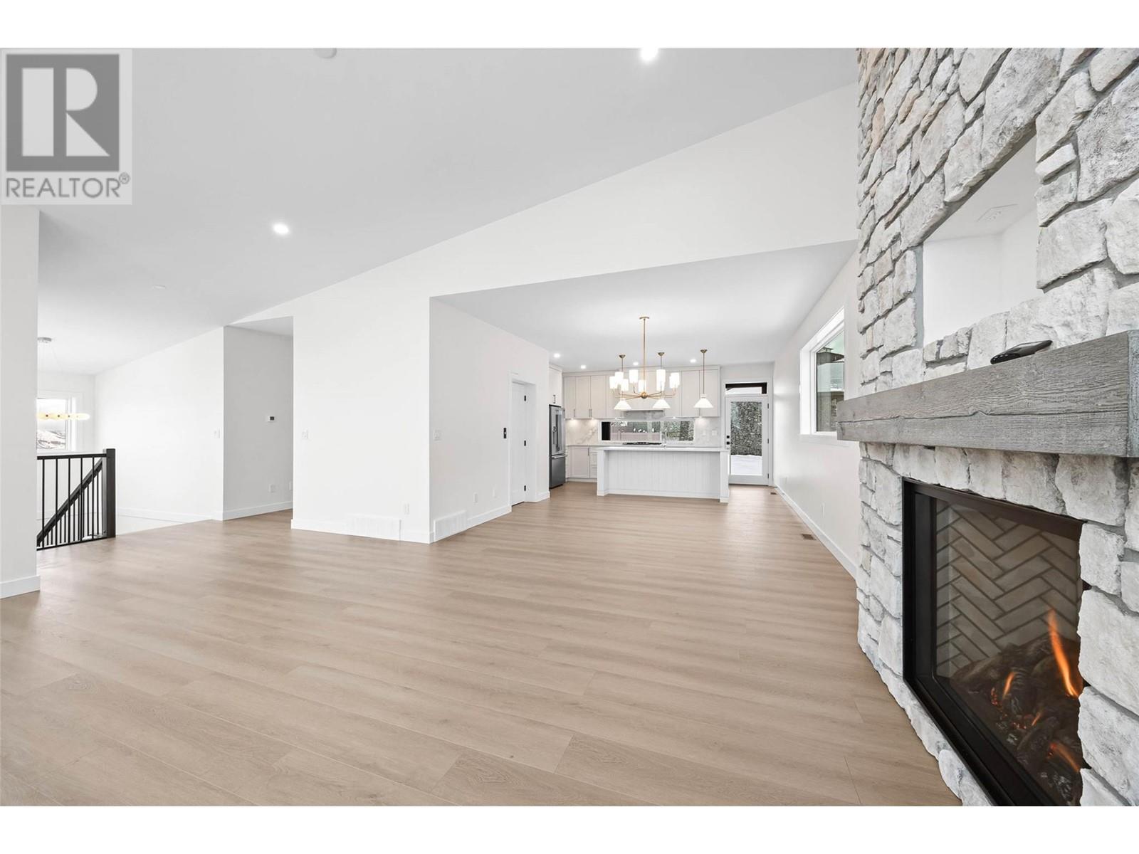 Property at 1294 BRECHIN Place image 3