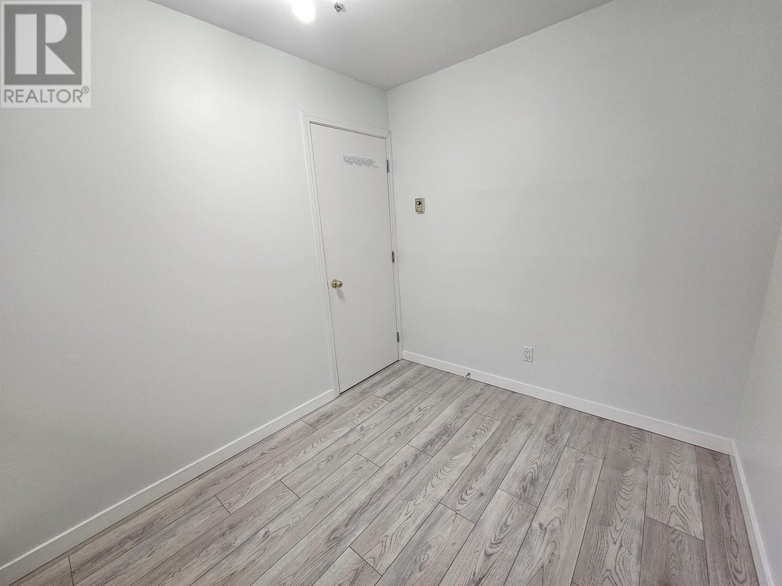 Listing Picture 9 of 18 : 102 1445 W 70TH AVENUE, Vancouver / 溫哥華 - 魯藝地產 Yvonne Lu Group - MLS Medallion Club Member