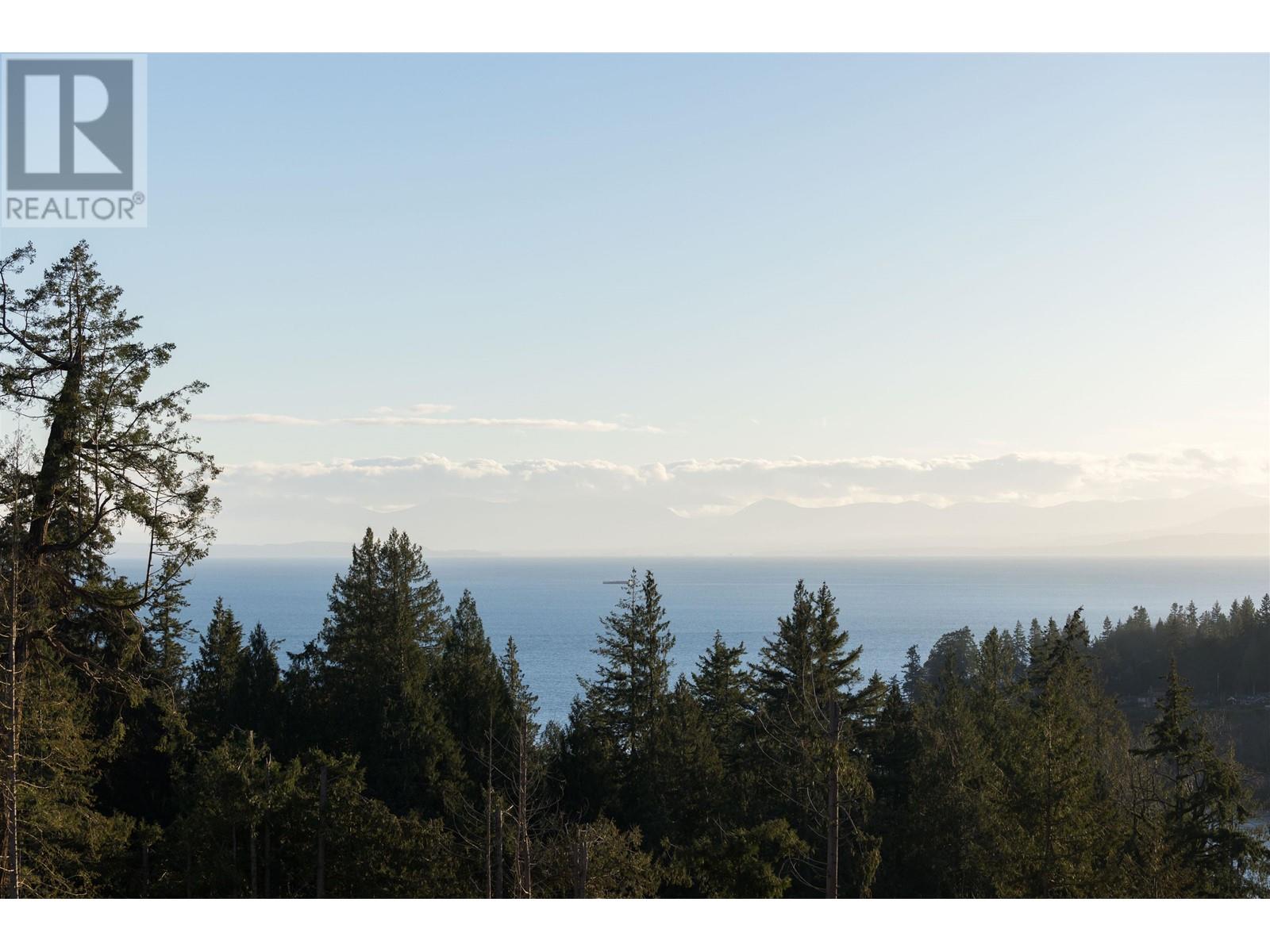 5782 Sargeant Bay Heights Road, Halfmoon Bay, British Columbia V7Z 1C3 - Photo 23 - R2933635