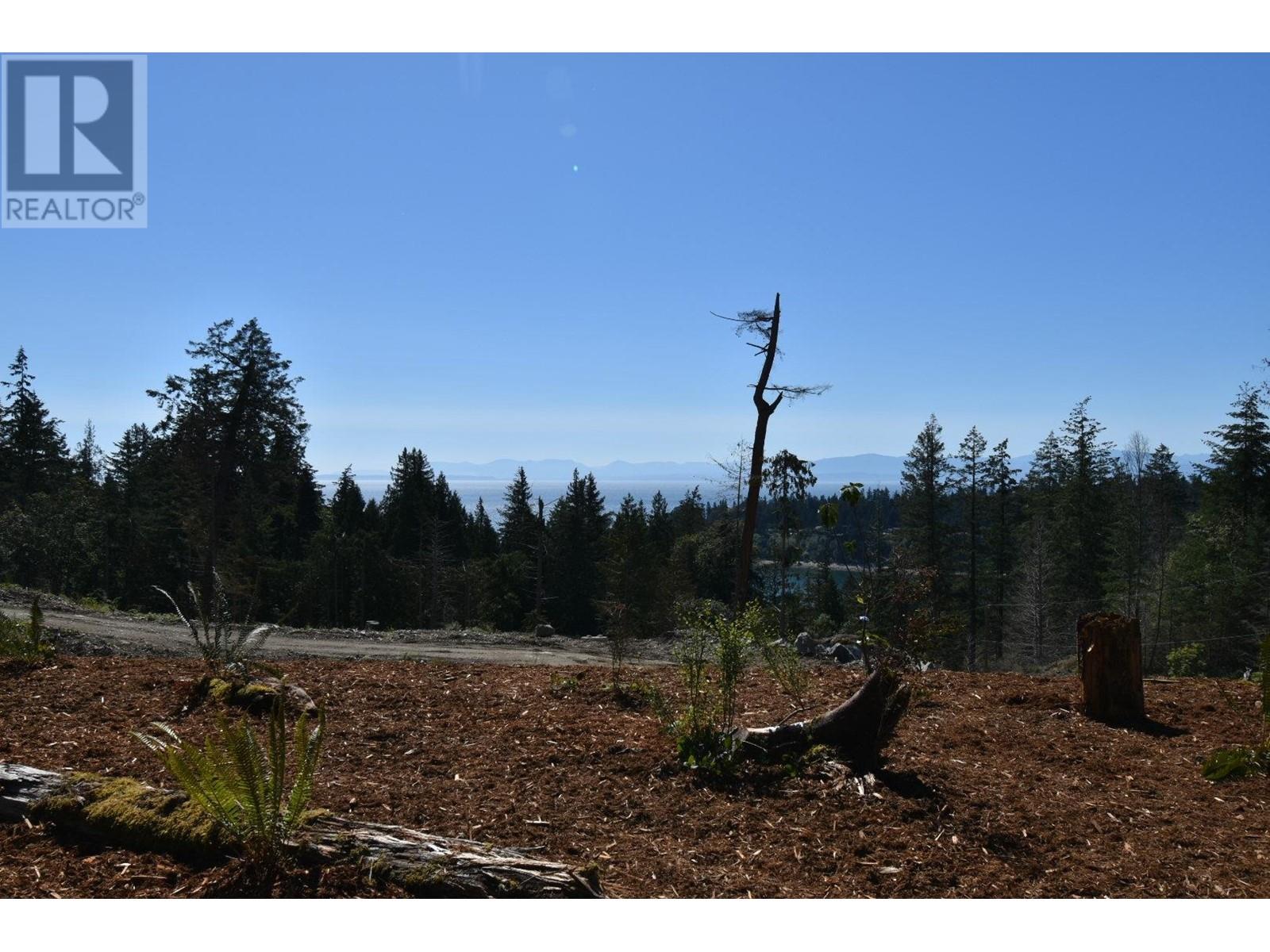 5782 Sargeant Bay Heights Road, Halfmoon Bay, British Columbia V7Z 1C3 - Photo 11 - R2933635