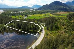 1724 LOUGHEED HIGHWAY|Mt Woodside, agassiz, British Columbia