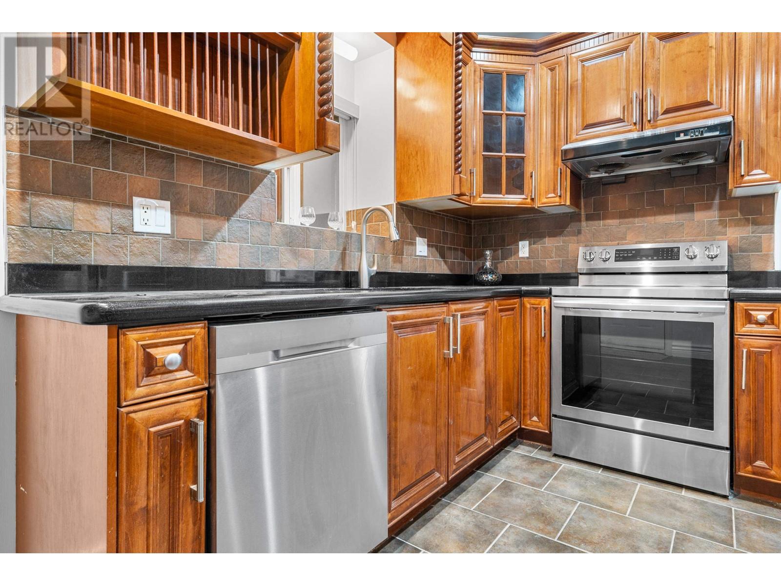 636 E 51st Avenue, Vancouver, British Columbia  V5X 1C9 - Photo 13 - R2955507