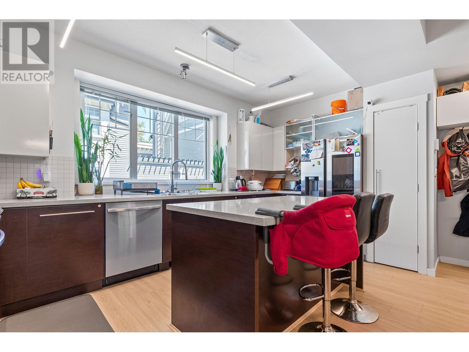 3820 Welwyn Street, Vancouver, British Columbia  V5N 3Y9 - Photo 5 - R2955580