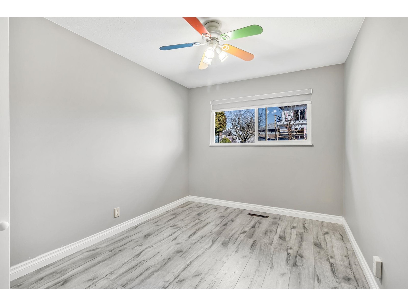 15112 Dove Place, Surrey, British Columbia  V3R 4T5 - Photo 14 - R2955194