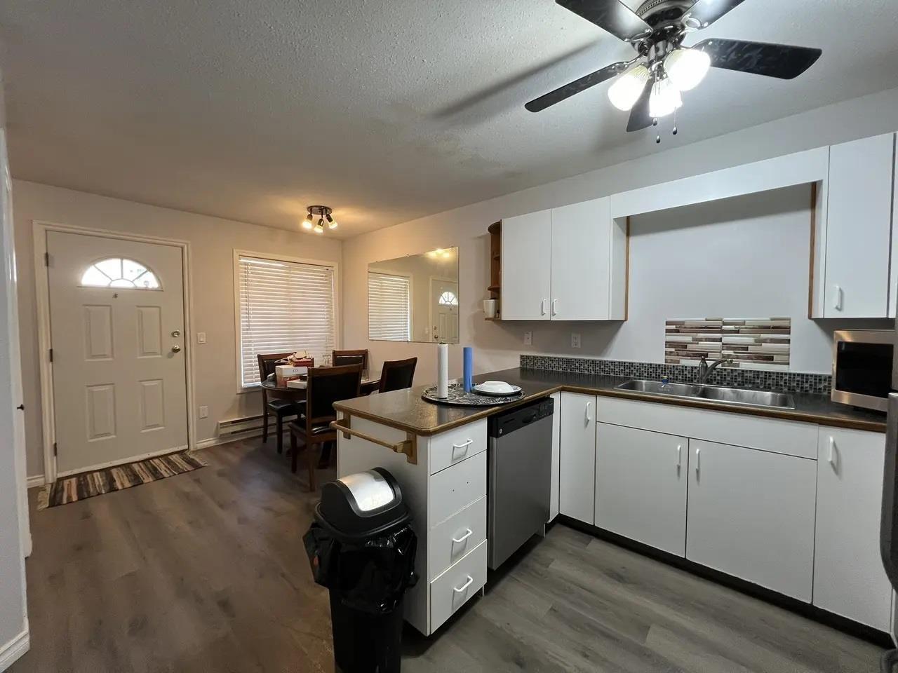 Property at 2 9206 CORBOULD STREET image 2