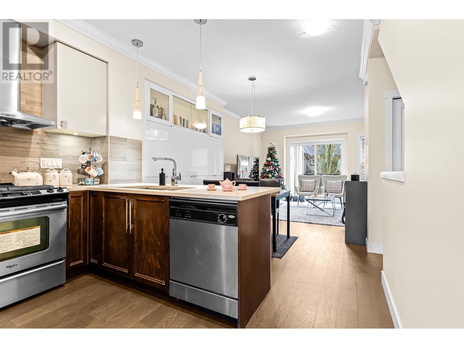 Listing Picture 10 of 32 : 29 8699 WILLIAMS ROAD, Richmond / 烈治文 - 魯藝地產 Yvonne Lu Group - MLS Medallion Club Member