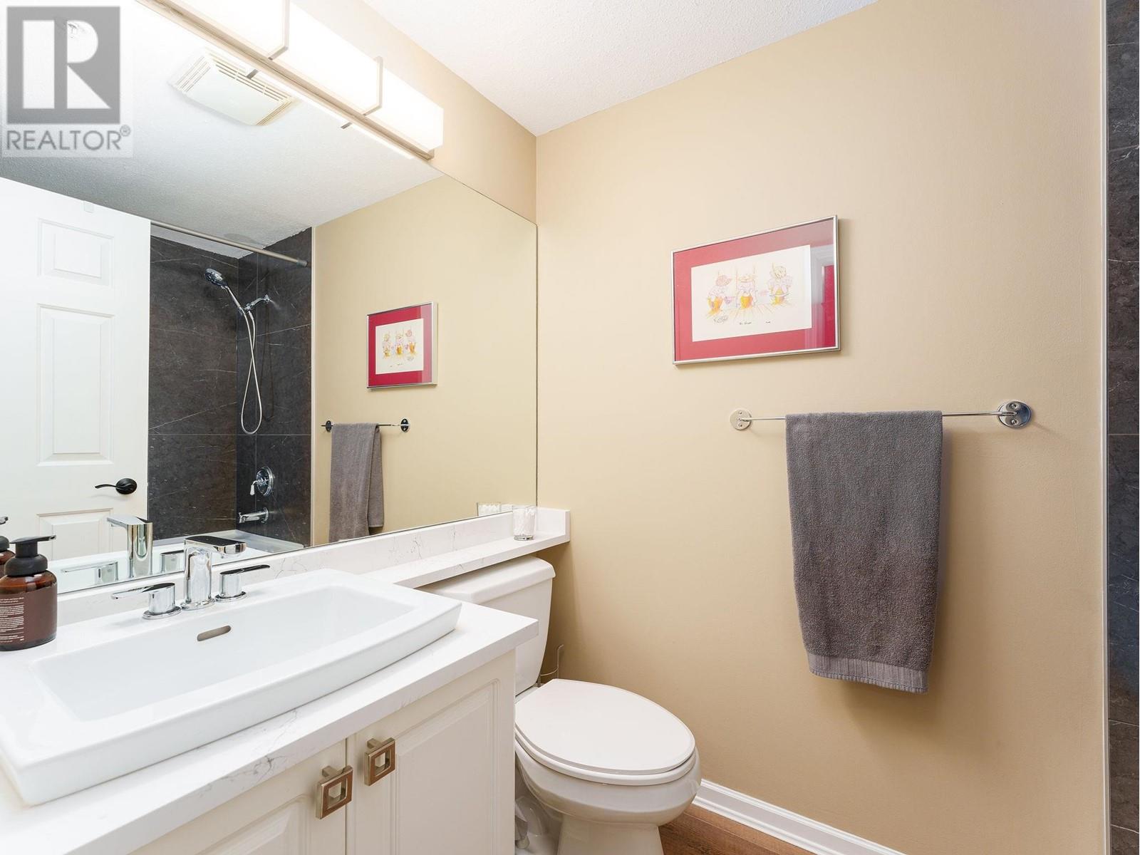 319 3629 Deercrest Drive, North Vancouver, British Columbia V7G 2S9 - Photo 16 - R2955681