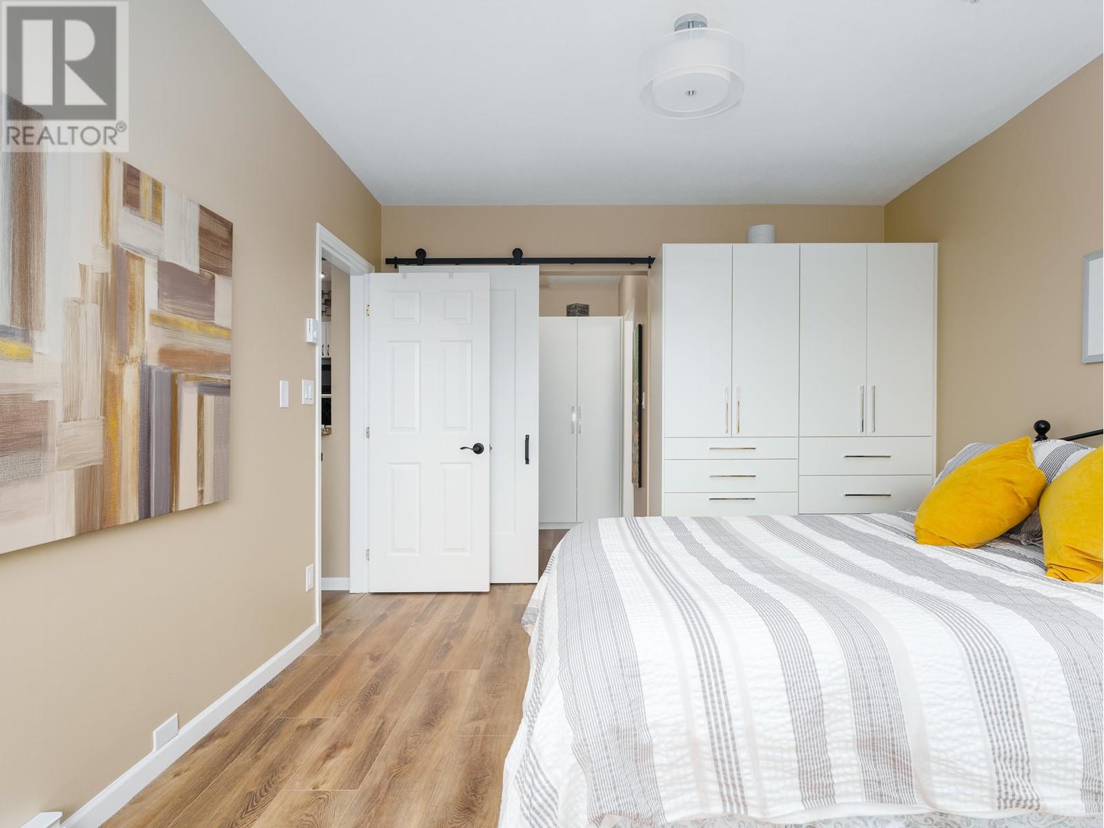 319 3629 Deercrest Drive, North Vancouver, British Columbia V7G 2S9 - Photo 18 - R2955681