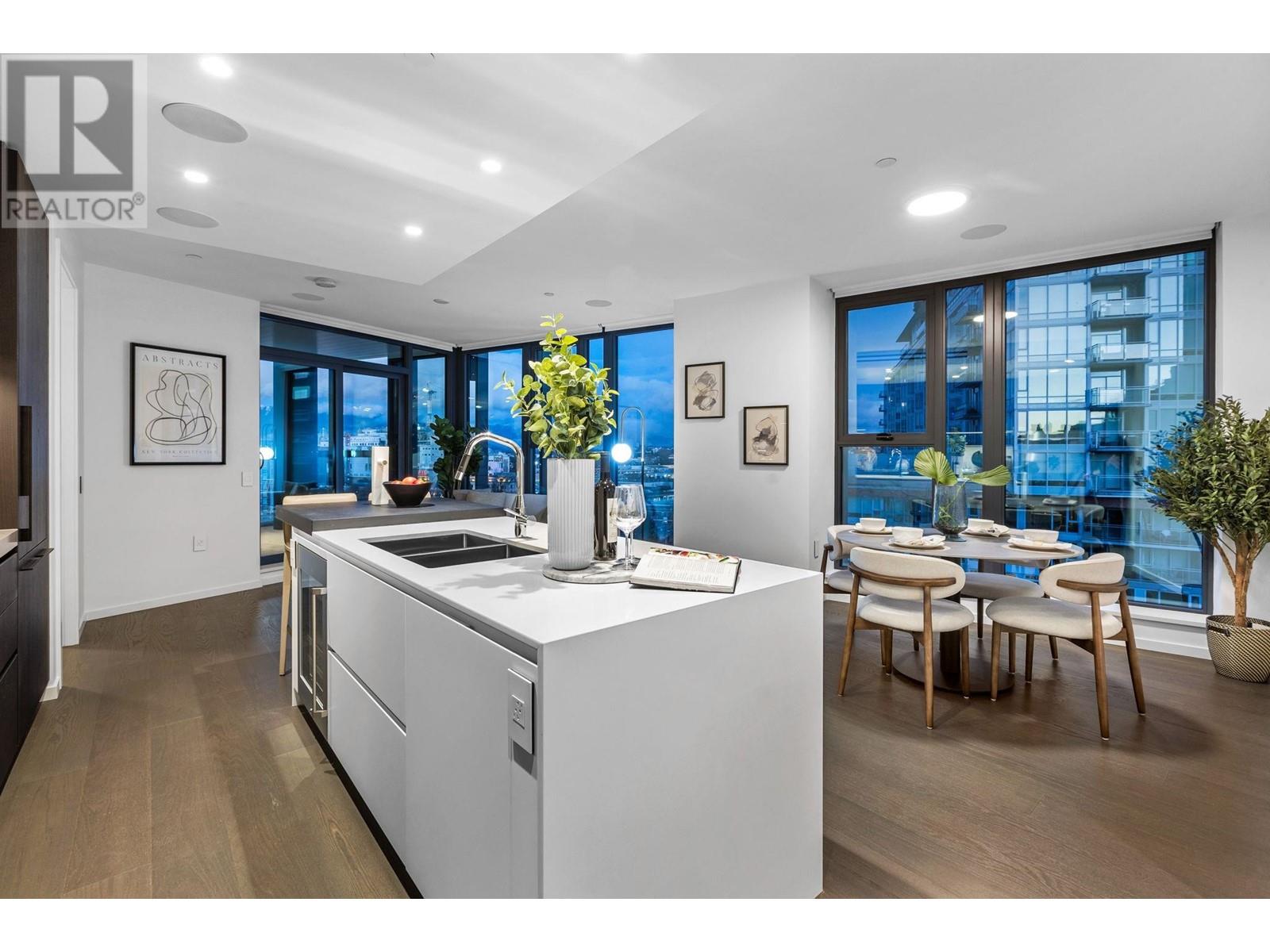 Listing Picture 13 of 40 : 1105 1601 QUEBEC STREET, Vancouver / 溫哥華 - 魯藝地產 Yvonne Lu Group - MLS Medallion Club Member