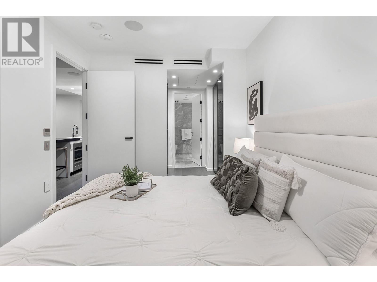 Listing Picture 21 of 40 : 1105 1601 QUEBEC STREET, Vancouver / 溫哥華 - 魯藝地產 Yvonne Lu Group - MLS Medallion Club Member