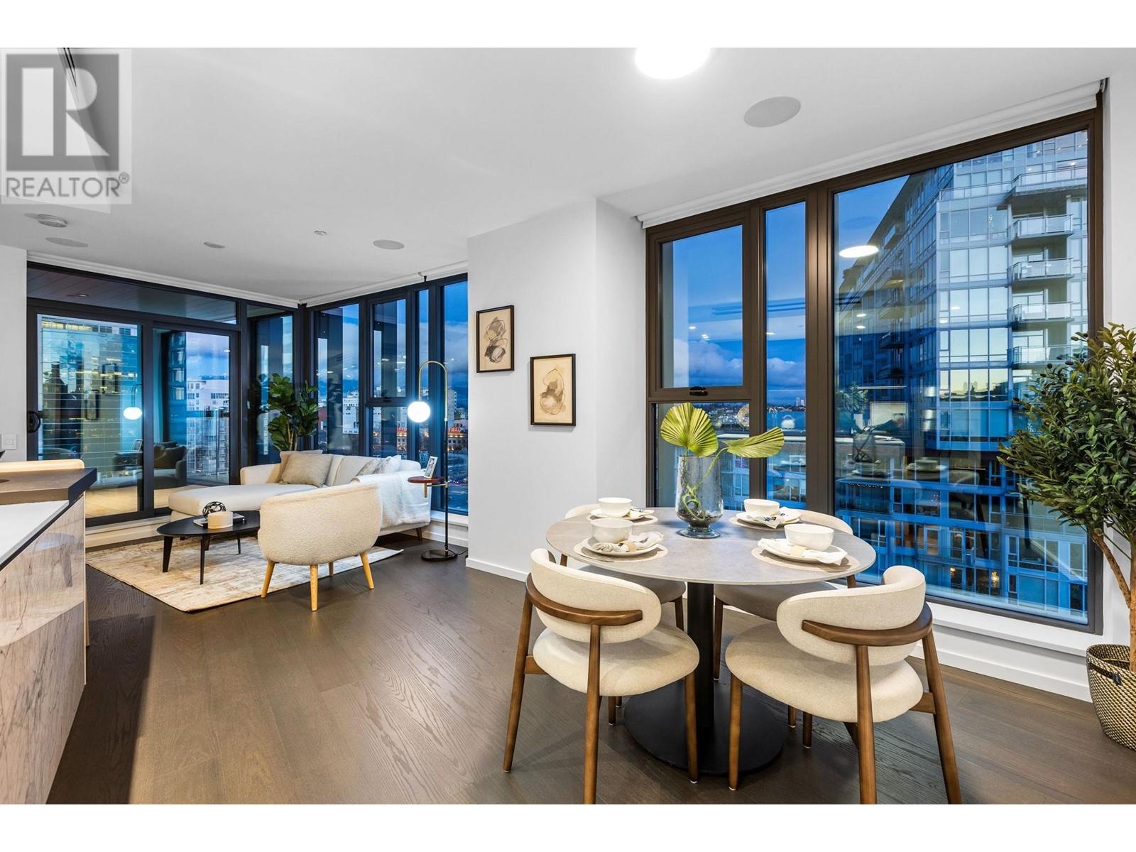 Listing Picture 7 of 40 : 1105 1601 QUEBEC STREET, Vancouver / 溫哥華 - 魯藝地產 Yvonne Lu Group - MLS Medallion Club Member