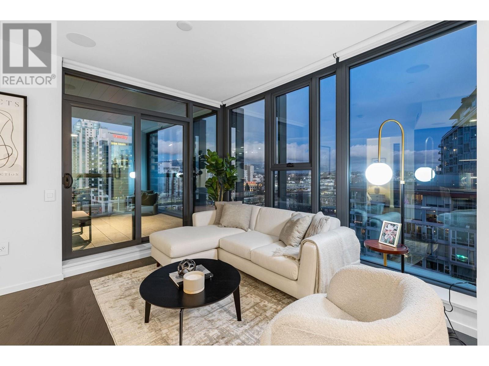 Listing Picture 8 of 40 : 1105 1601 QUEBEC STREET, Vancouver / 溫哥華 - 魯藝地產 Yvonne Lu Group - MLS Medallion Club Member