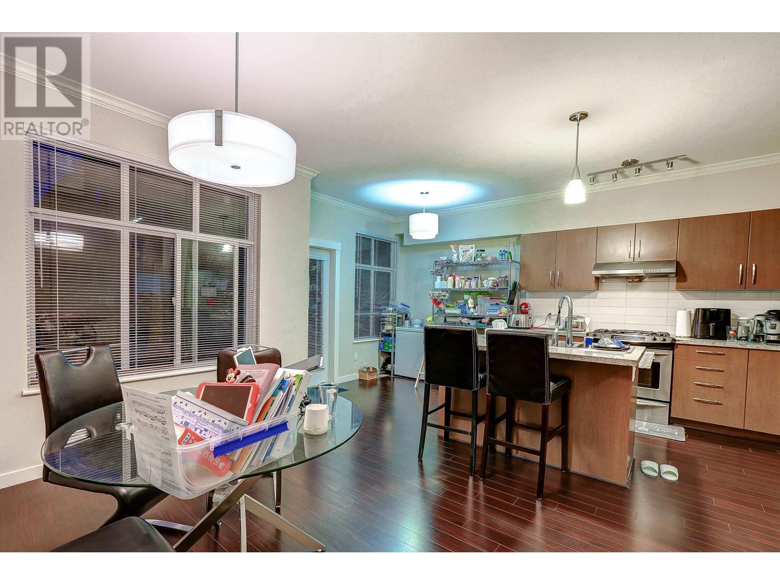 Listing Picture 19 of 30 : 32 9800 ODLIN ROAD, Richmond / 烈治文 - 魯藝地產 Yvonne Lu Group - MLS Medallion Club Member