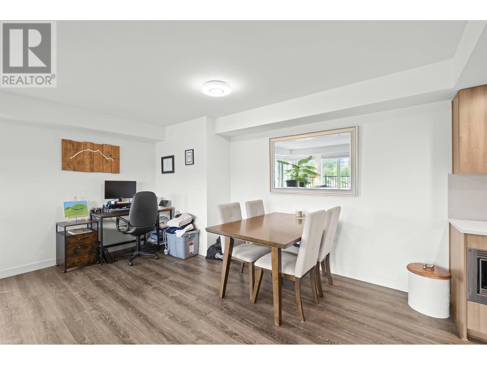 212 1365 Pemberton Avenue, Squamish, British Columbia  V8B 1B7 - Photo 10 - R2955691