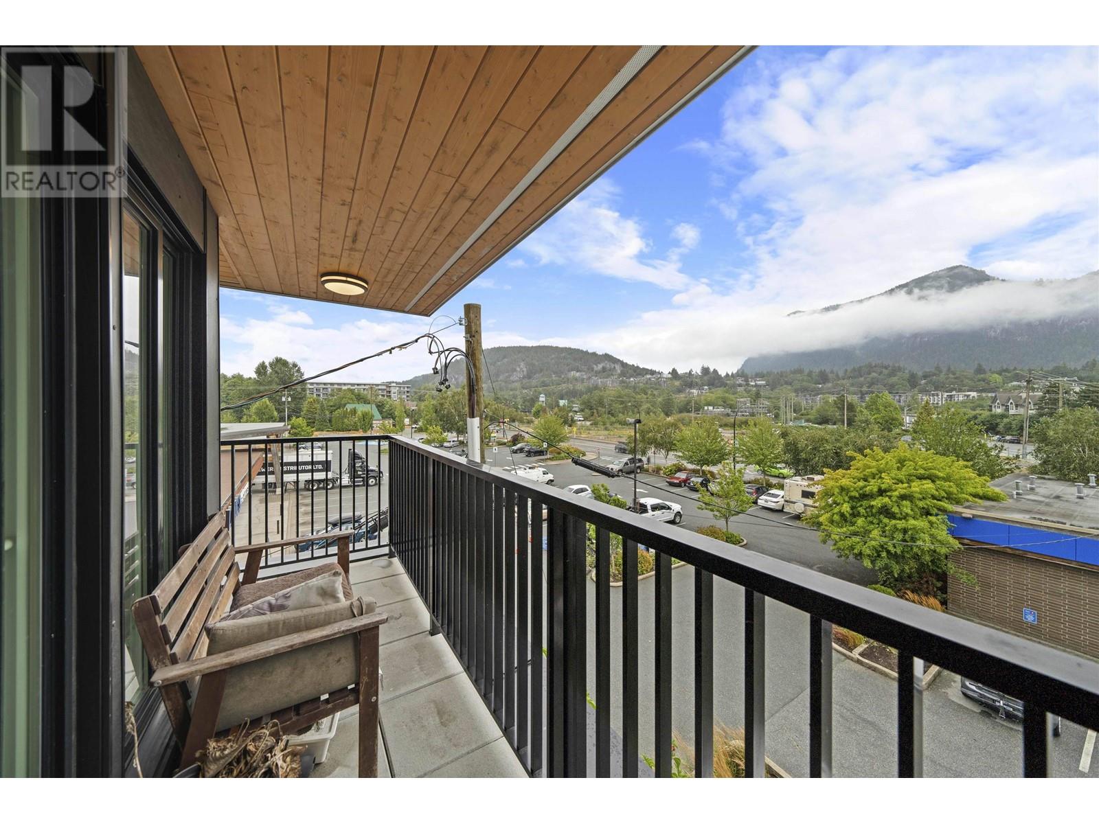 212 1365 Pemberton Avenue, Squamish, British Columbia  V8B 1B7 - Photo 24 - R2955691