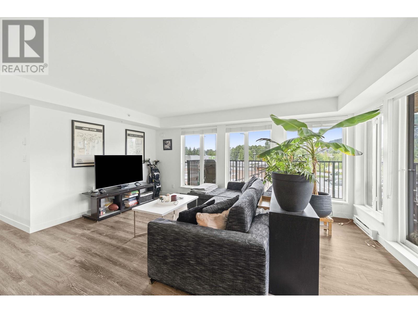 212 1365 Pemberton Avenue, Squamish, British Columbia  V8B 1B7 - Photo 5 - R2955691