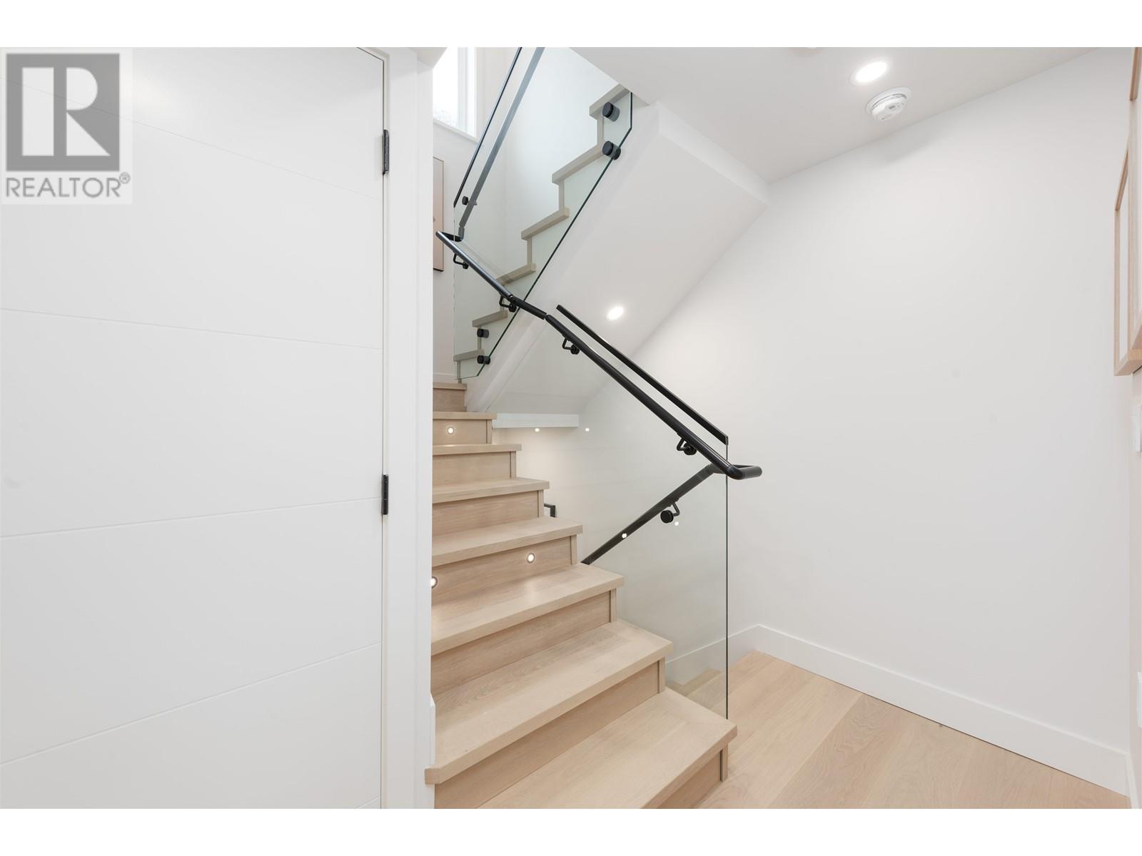 3351 Kaslo Street, Vancouver, British Columbia  V5M 2R1 - Photo 12 - R2955696