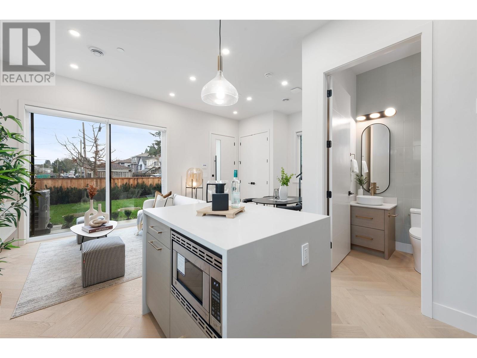 3351 Kaslo Street, Vancouver, British Columbia  V5M 2R1 - Photo 8 - R2955696