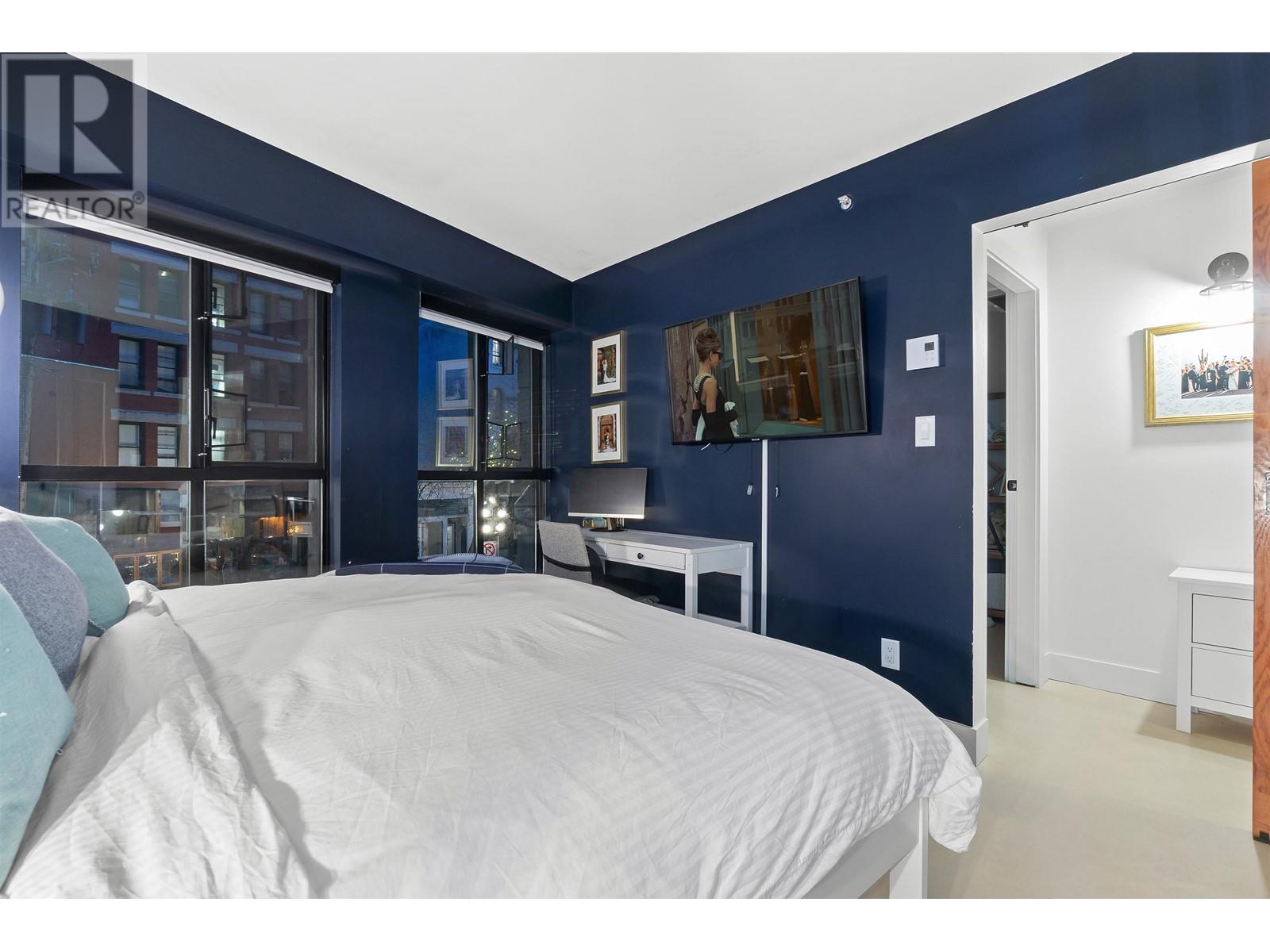 Listing Picture 17 of 28 : 206 55 ALEXANDER STREET, Vancouver / 溫哥華 - 魯藝地產 Yvonne Lu Group - MLS Medallion Club Member