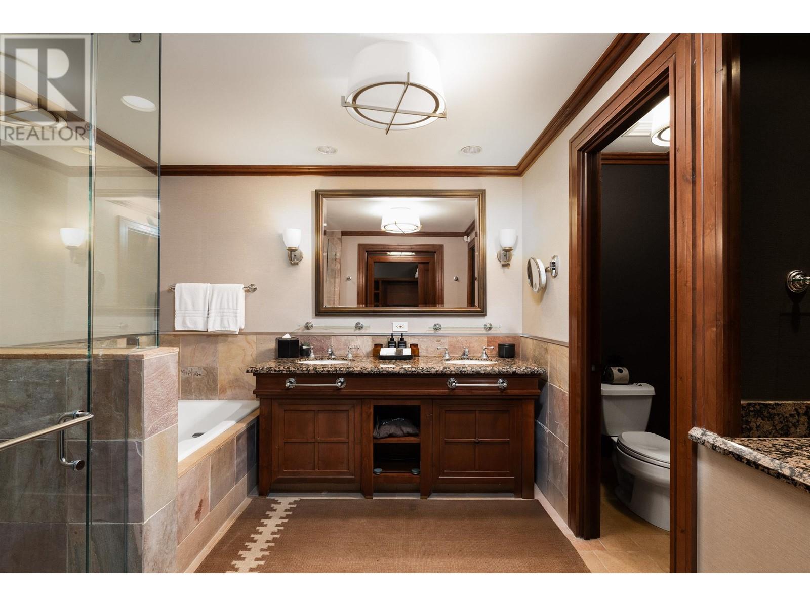 558 4591 Blackcomb Way, Whistler, British Columbia  V8E 0Y4 - Photo 4 - R2955743