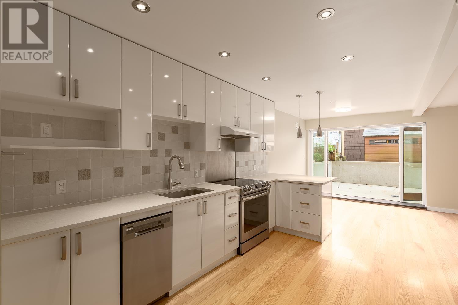 1 548 E Georgia Street, Vancouver, British Columbia  V6A 1Z9 - Photo 1 - R2955771