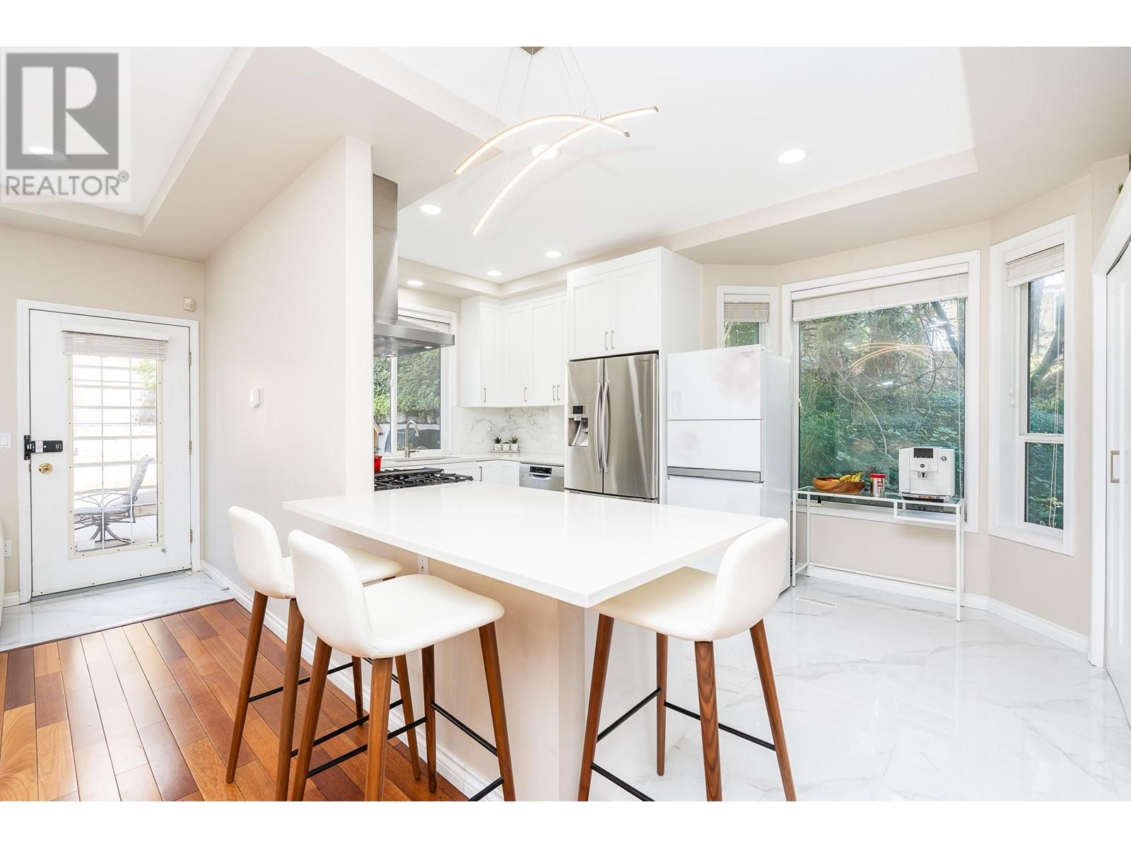 366 E 26th Street, North Vancouver, British Columbia V7N 1B1 - Photo 13 - R2955672